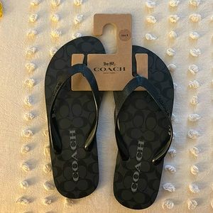 SIZE 8 …. NWT COACH Flip Flops. NEVER WORN